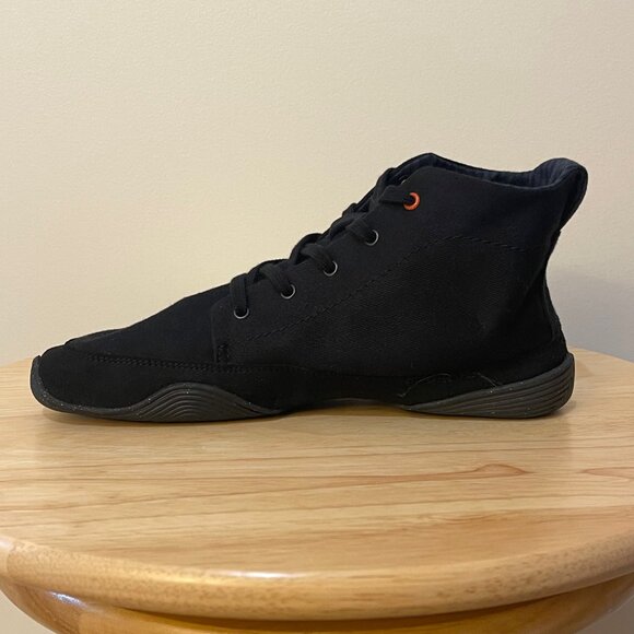 Wildling Atmo Black US W7/M6 / EU 38 - Picture 9 of 16